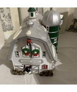 Department 56 The Original Snow Village Dairy Barn #5446-1 - $54.45