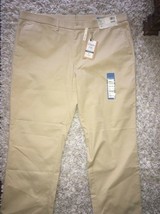 Haggar Original Slacks Straight Fit Plain Front Men&#39;s Pants 42 x 30  New Beige - £47.27 GBP