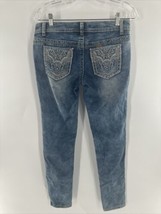 Premiere by Rue 21 Women&#39;s Jeans Size 5/6R Embroidered Sequins, Stretch - £10.91 GBP