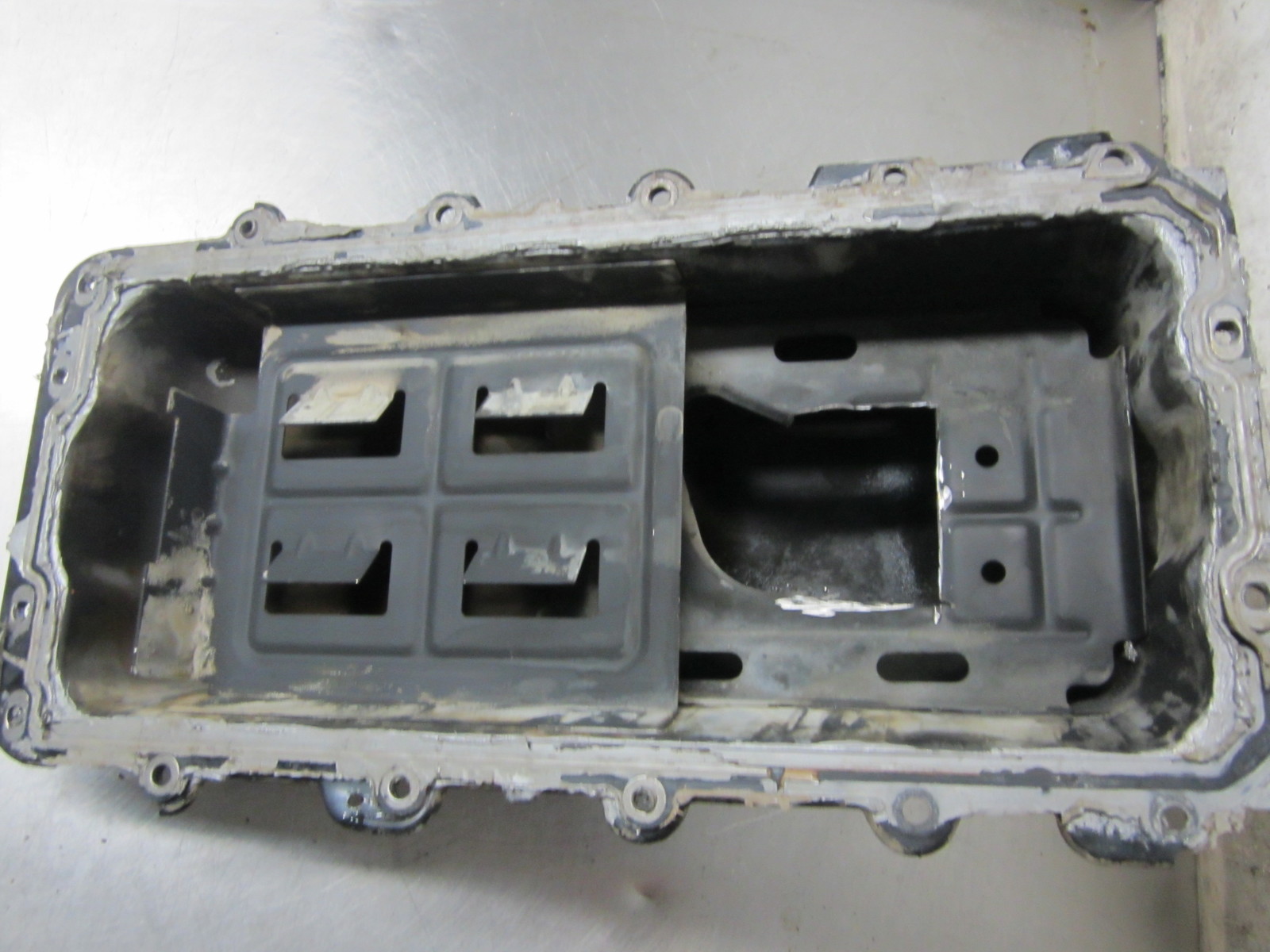Engine Oil Pan For 05-07 FORD F-250 SUPER DUTY  5.4 F8186675AF - $62.32
