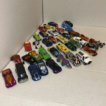 Hot Wheels Lot Of Metal Diecast Cars Vehicles D4 - $28.77