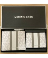 Michael Kors Billfold Wallet Box Set White Gray Logo 36H1LGFF1B NIB $178... - £39.50 GBP