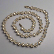 Vintage Simulated Pearl Necklace - $456.10 MXN
