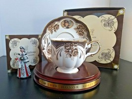 Avon Mrs. P.F.E. Albee Teacup &amp; Saucer Honor Society Award Figurine Boxe... - £10.91 GBP