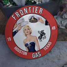 Vintage 1949 Frontier Gas &#39;&#39;Rarin&#39; To Go&#39;&#39; Porcelain Gas &amp; Oil Pump Sign - £98.36 GBP
