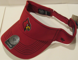 NWT NCAA 47&#39; Brand Louisville Cardinals Embroidered Raised Logo Visor Red - £23.97 GBP