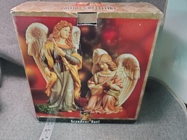Grandeur Noel Collector&#39;s Edition Hand Painted Porcelain Angels Set - £21.31 GBP