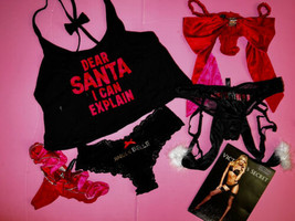 Victoria&#39;s Secret M Cultivo Camisa Tanque + S Liguero Braga Dear Santa B... - $145.51