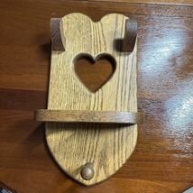 Vtg Wooden Wall Shelf Hair Dryer Curling Iron Bathroom Organizer Heart C... - $542.46 MXN