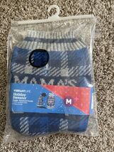 NWT Vibrant Life Holiday Blue “MAMA’S BOY&quot; Plaid Sweater Size Medium M - $179.97 MXN