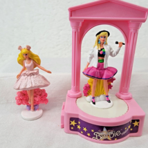 2 Vtg Barbie Mini Figure Arco  Ballerina Barbie Dance Club Barbie Stand 1989 - £7.68 GBP
