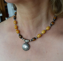 Amber Necklace in sterling silver, sterling silver Amber necklace (1056) - £95.89 GBP