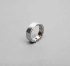 Oura Ring 4 Smart Ring Activity Tracker Size 11 - Silver (JZ90-54217-11) image 2