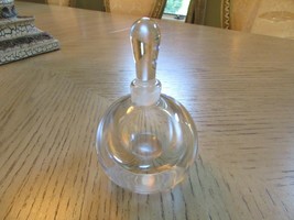 Vtg Kosta Glass Perfume Bottle Viking Ship Motif 4.75&quot;H Signed - £35.57 GBP