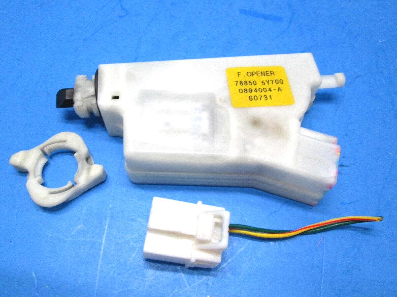 Infiniti Nissan Maxima Murano Quest I30 I35 FUEL DOOR popper opener OEM ... - $14.53