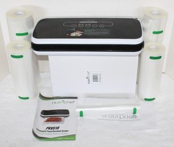 NutriChef PKVS18 Automatic Food Vacuum Sealer + 4 New Rolls of Bags ~ Unused? - £46.34 GBP