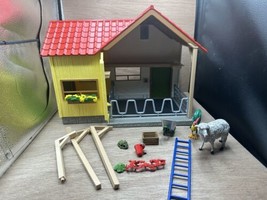 Schleich Farm World 72102 Large Farm Barn Toy Playset W/ Animals &amp; Accessories - £59.35 GBP