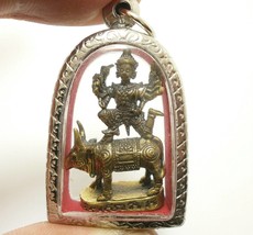 Lord Vishnu ride Bull the preserver Phra Narai song Koh hindu god amulet pendant - £31.41 GBP