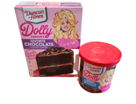 Dolly&#39;s Duncan Hines Chocolate  Cake Mix  Creamy Chocolate Buttercream Frosting - £11.67 GBP
