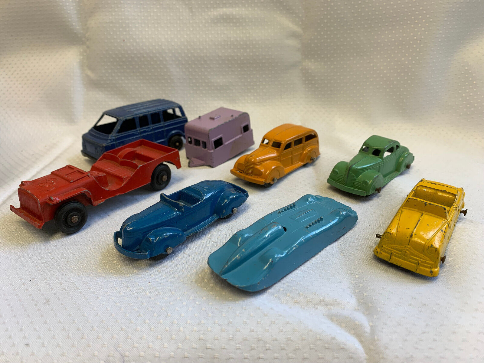 Mixed Vtg Metal Diecast Vehicles Lot Tootsie Toys Pyro Midgetoy Dodge Taxi Van  - $39.95