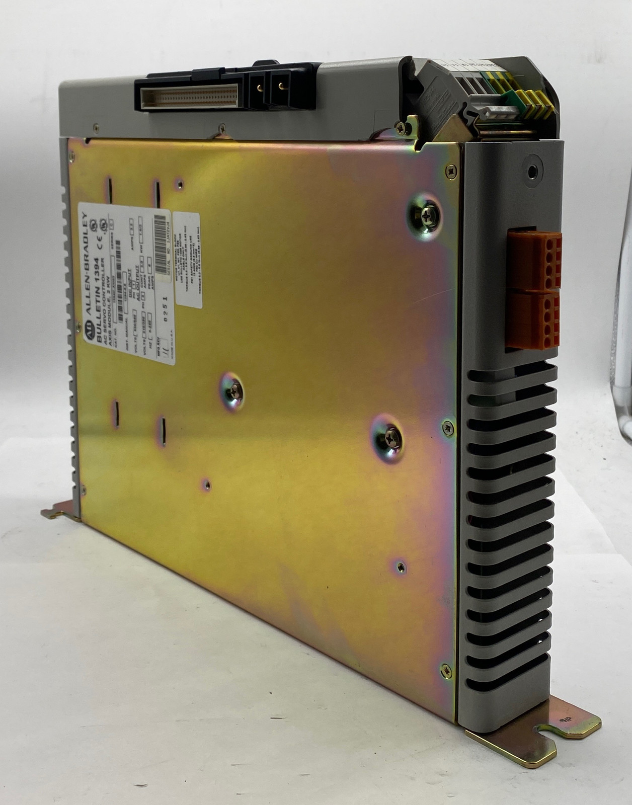 Allen-Bradley 1394C-AM03 SER.C AC Servo Drive, 2kW, BROKEN COVER  - $48.00