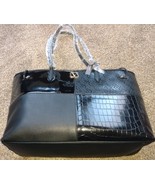 Victoria&#39;s Secret The Victoria Carryall Tote Purse 19&quot; long 11&quot; tall 6&quot; ... - $88.59 CAD