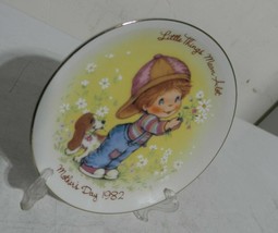 AVON MOTHER&#39;S DAY PLATE 1982 LITTLE THINGS MEAN A LOT - £6.22 GBP