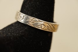 Artisan Jewelry 925 Sterling Silver Ring 4MM  Floral Scroll Hand Engrave... - £27.57 GBP