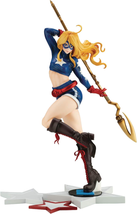 DC Comics: Stargirl Bishoujo Statue - £138.60 GBP