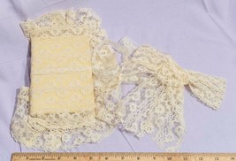 Vintage Lace Cover Wedding Bible World Publishing 1950&#39;s jds - $28.70