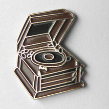 Columbia Grafonola &quot;Favorite&quot; Desk Phonograph 1911-1925 Lapel Pin Badge 1/2 Inch - £4.50 GBP