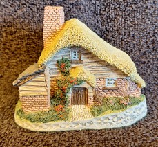 Vintage 1982 David Winter Handmade &amp; Painted Cottages Drovers Cottage - £11.82 GBP