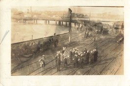 U S WW2 Troops Boarding Transport For Uss Antigone~Photograph - £8.97 GBP