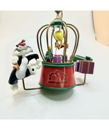 Looney Tunes Warner Sylvester/tweety bird Christmas Solar Vintage Ornament - $15.88