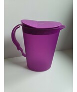 Tupperware Impressions Medium 2.1L Slimline Pitcher with Rocker Lid Purple - $202.71 MXN