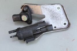 2003-2006 MERCEDES CL500 CL600 PRESSURE SENSOR & CHANGE OVER VALVE V828 image 2
