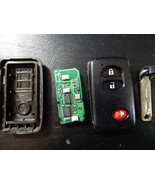 Toyota OEM Key Fob Remote HYQ14AAB 3-Button with Used Key Blade – New Ba... - $825.02 MXN
