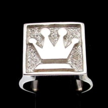 Sterling silver Chess Player symbol ring The Queen Medieval Crown Chess piece ma - £80.37 GBP