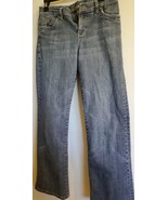 Kut From Kloth Mid Rise Boot Cut Jeans With Button Pockets Size 8 - $10.18