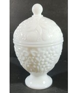 Vintage MILK GLASS COMPOTE CANDY DISH WITH LID Flowers Small White Pedes... - $13.02 CAD