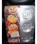 WILTON JACK O LANTERN COOKIE TREAT PAN  9 1/2&quot; X 14&quot; NEW (1998) LAST ONE - €19,61 EUR