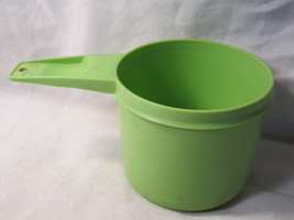 vintage Tupperware #761-1: 1-Cup Measuring Cup - Pastel Green - $5.00