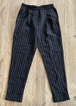 Forever 21 Girls Black Pull On Pant Pin Stripe Elastic Waist Cuffed Size 7/8 NEW - £15.18 GBP