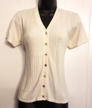 Maggie Lawrence Ribbed Stretch Knit Top Summer SWEATER size S White Shell Button - £12.35 GBP