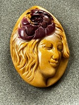 Nicely Carved Mustard w Hint of Cream Woman Head w Cranberry Flower in Hair Ston - £30.17 GBP