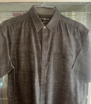 Beverly Hills Polo Club Men&#39;s L Grey/Black Short Sleeve Button Up Shirt - $244.04 MXN