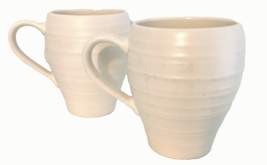 Mikasa Swirl Set of 2 White Stoneware Mugs DJ100 5&quot; H, 3&quot;W, 14 oz. Ribbed - $11.69
