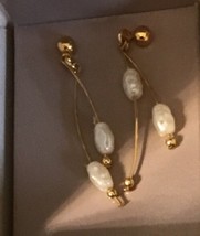 Vtg Avon Simulated Freshwater Pearl Earrings With Surgical Steel Posts A... - £25.79 GBP