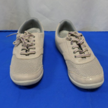 EUC DESIGNER CLARKS CLOUD STEPPERS LACE UP COMFORTABLE WALKING GRAY SHOE... - $26.43