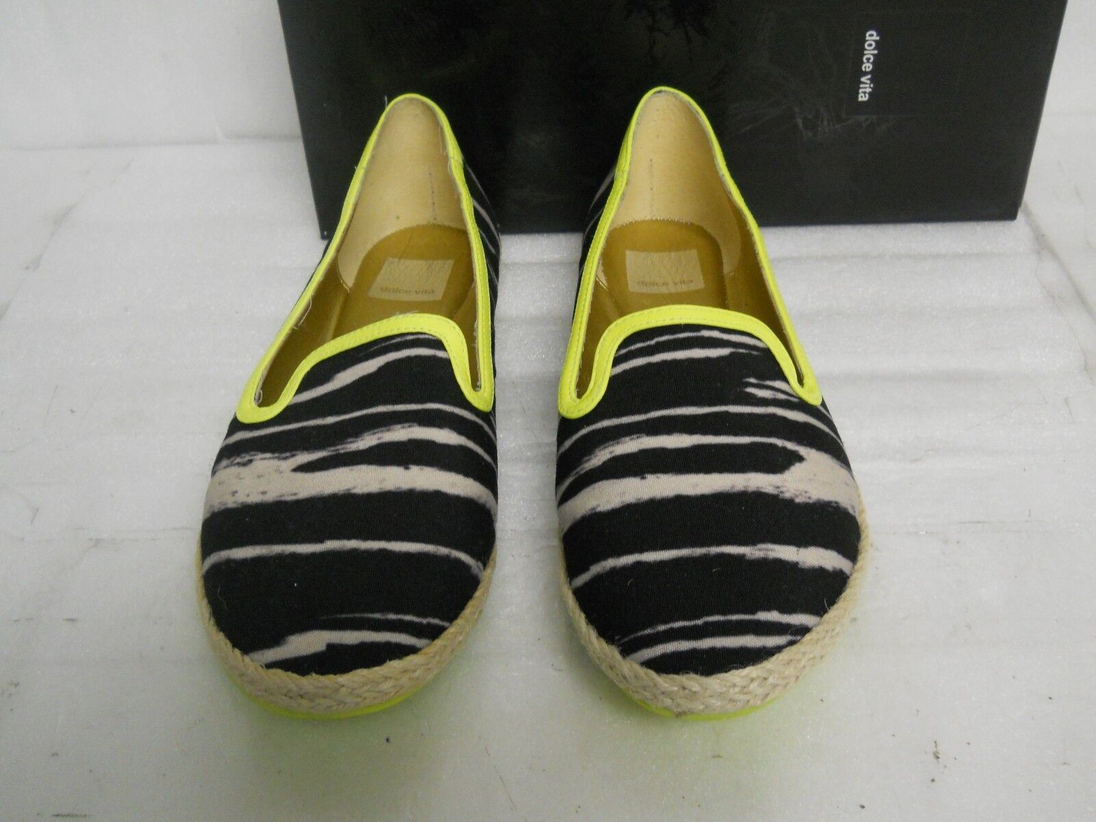 Primary image for Dolce Vita New Womens Razia Black White Fabric Slip On Shoes 9 M